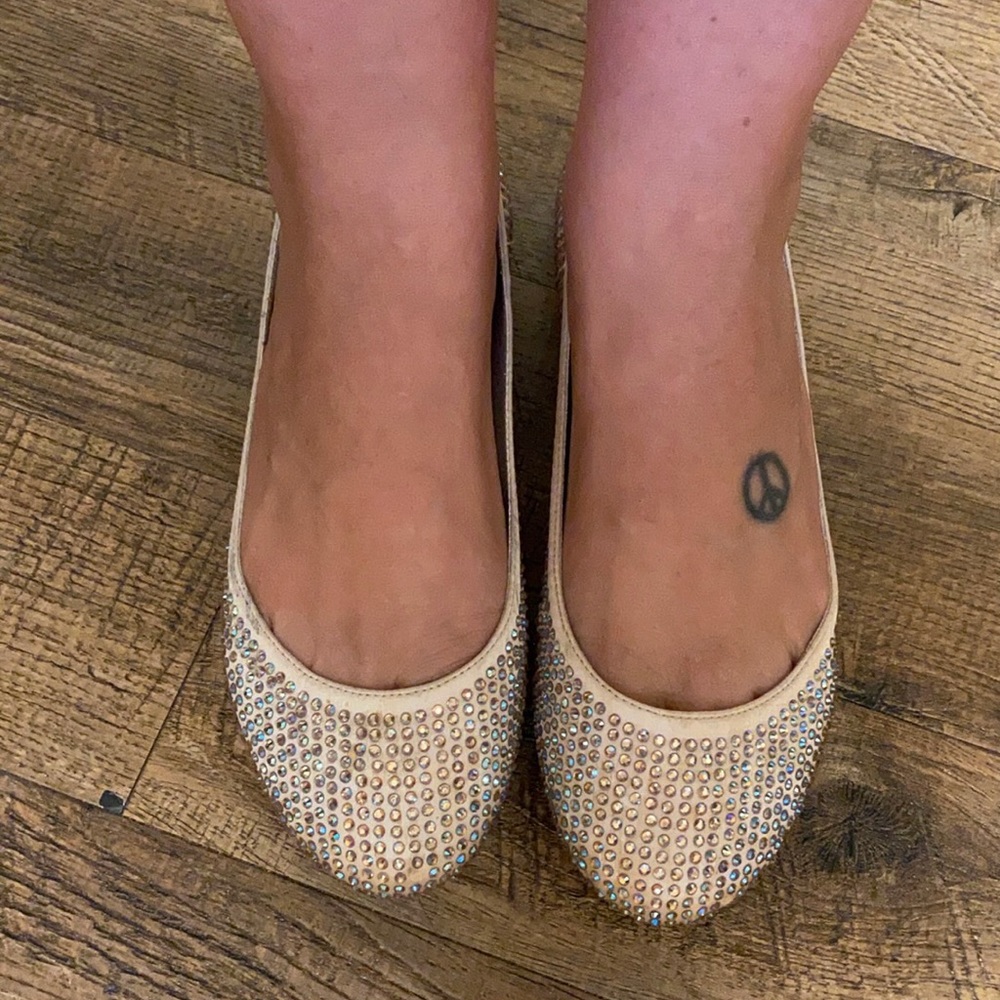 Steve Madden I-Dreemy Swarovski Crystal Champagne Flats 8